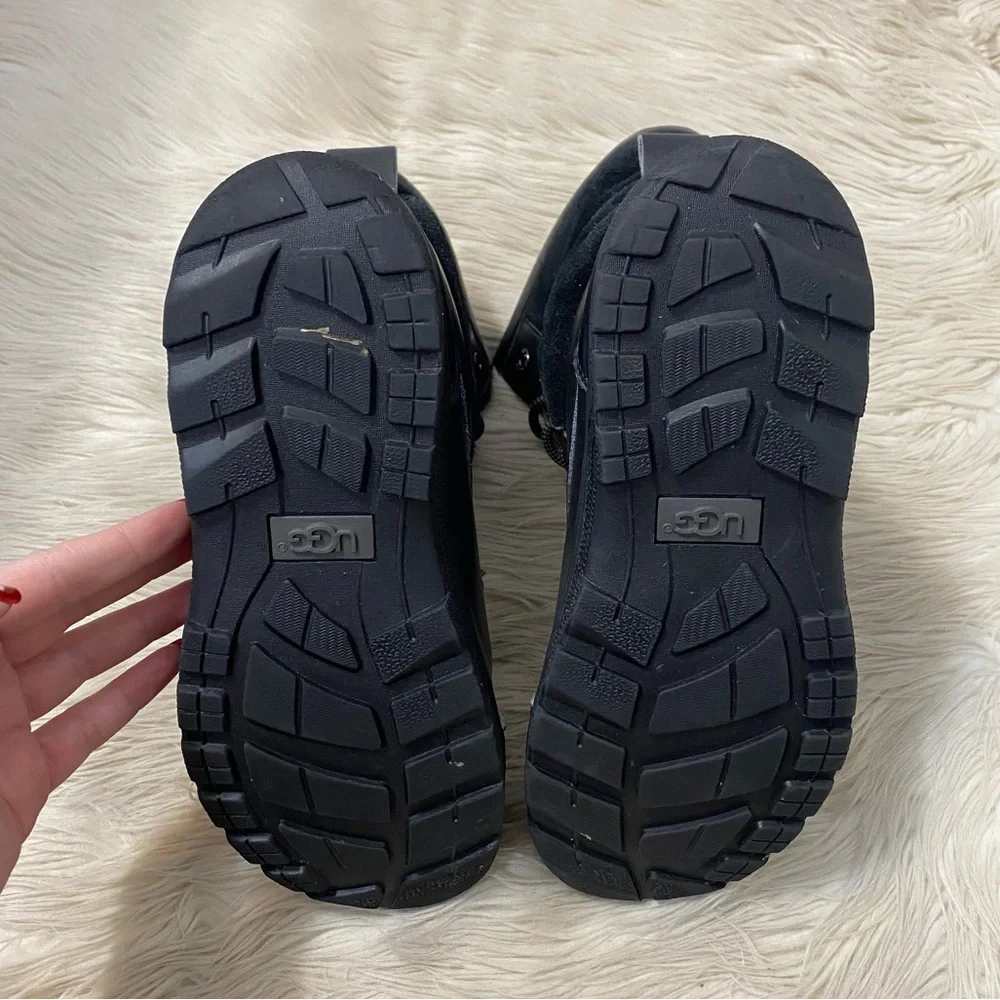 UGG Kids Butte II CWR Black Waterproof Wool Lined Lace Up Winter Snow Boots 4